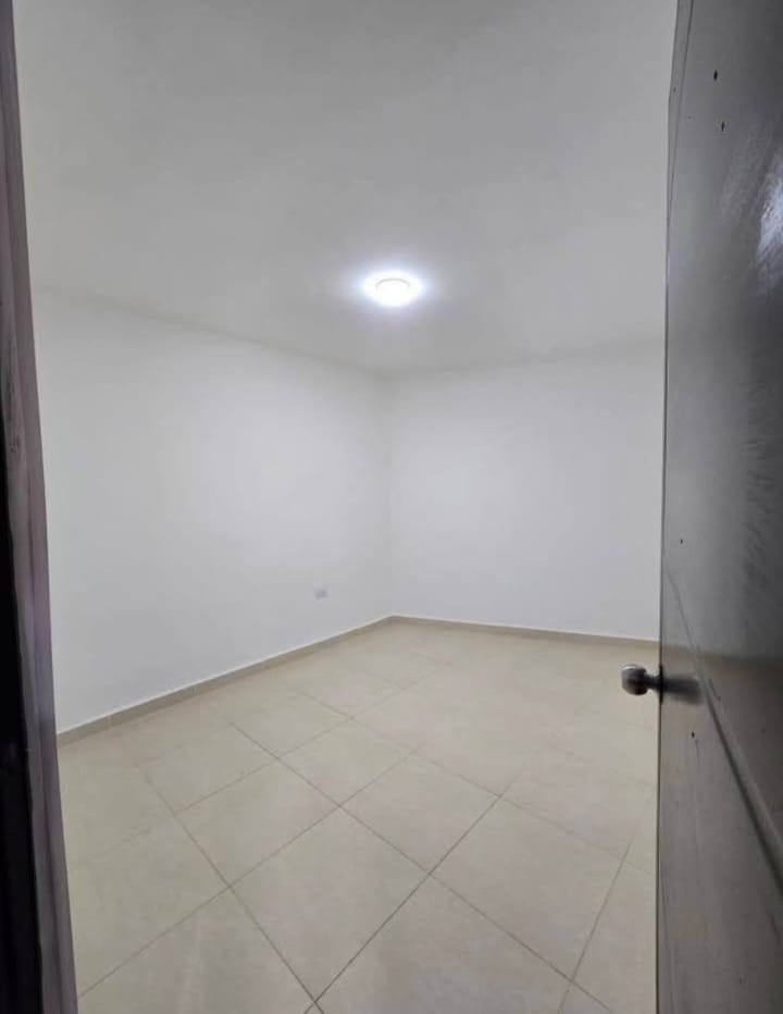 APARTAMENTO EN ARRIENDO EN VILLA HERMOSA COD  10778  - Foto 5