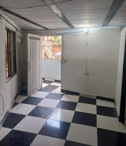 APARTAMENTO EN ARRIENDO EN ROBLEDO COD 10814 - Foto 4