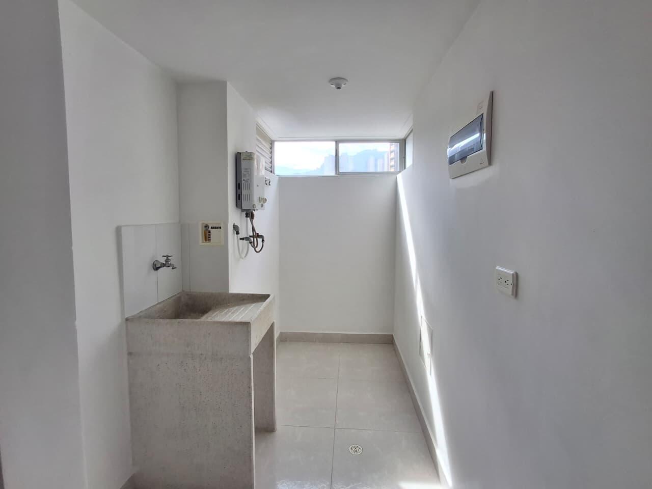 APARTAMENTO EN ARRIENDO EN SABANETA COD 10827 - Foto 13
