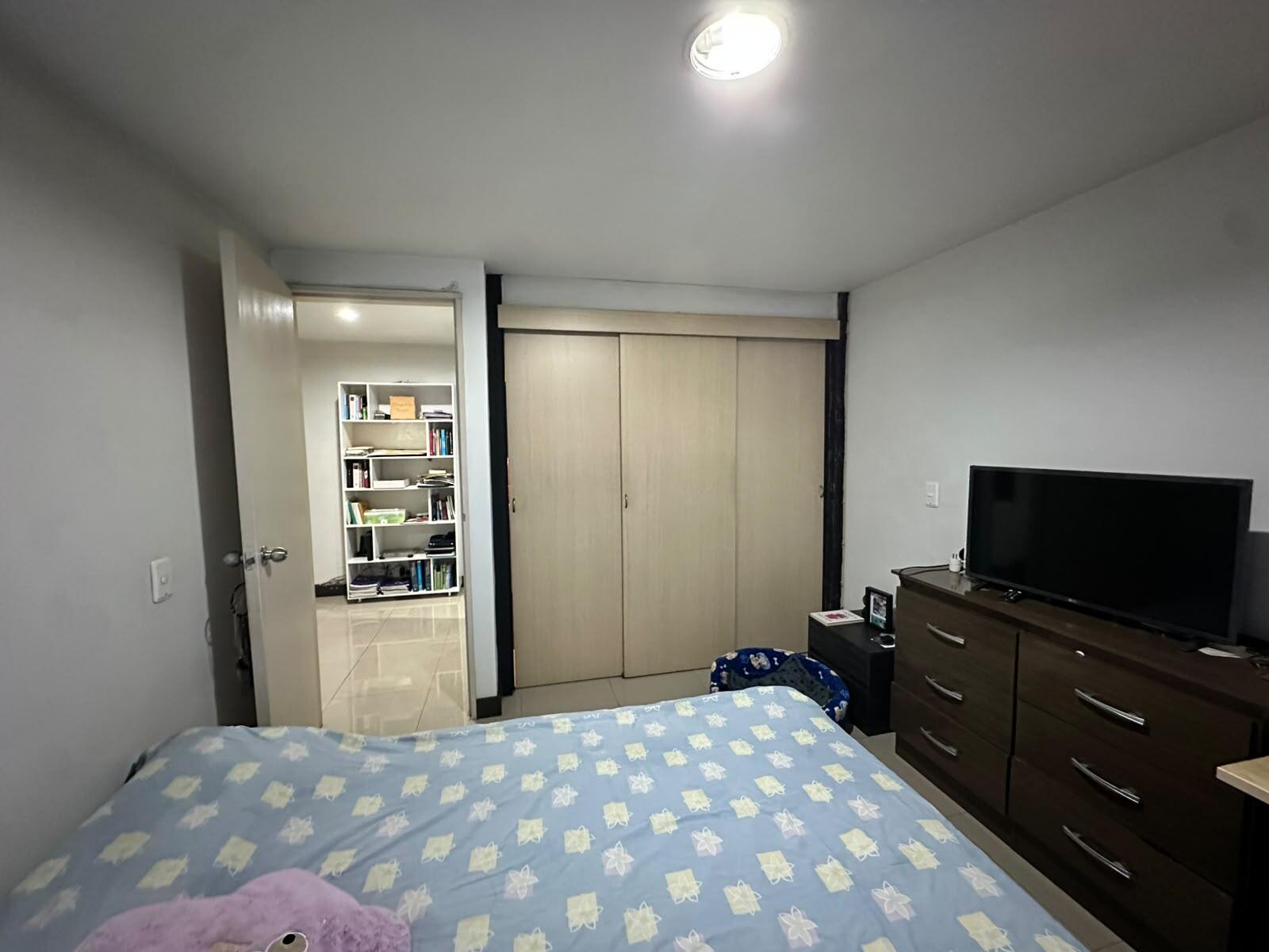 APARTAMENTO EN VENTA EN LA VILLA DEL ABURRA COD 10863 - Foto 6