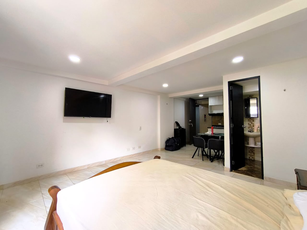 APARTAESTUDIO EN ARRIENDO EN BUENOS AIRES COD 10869  - Foto 4