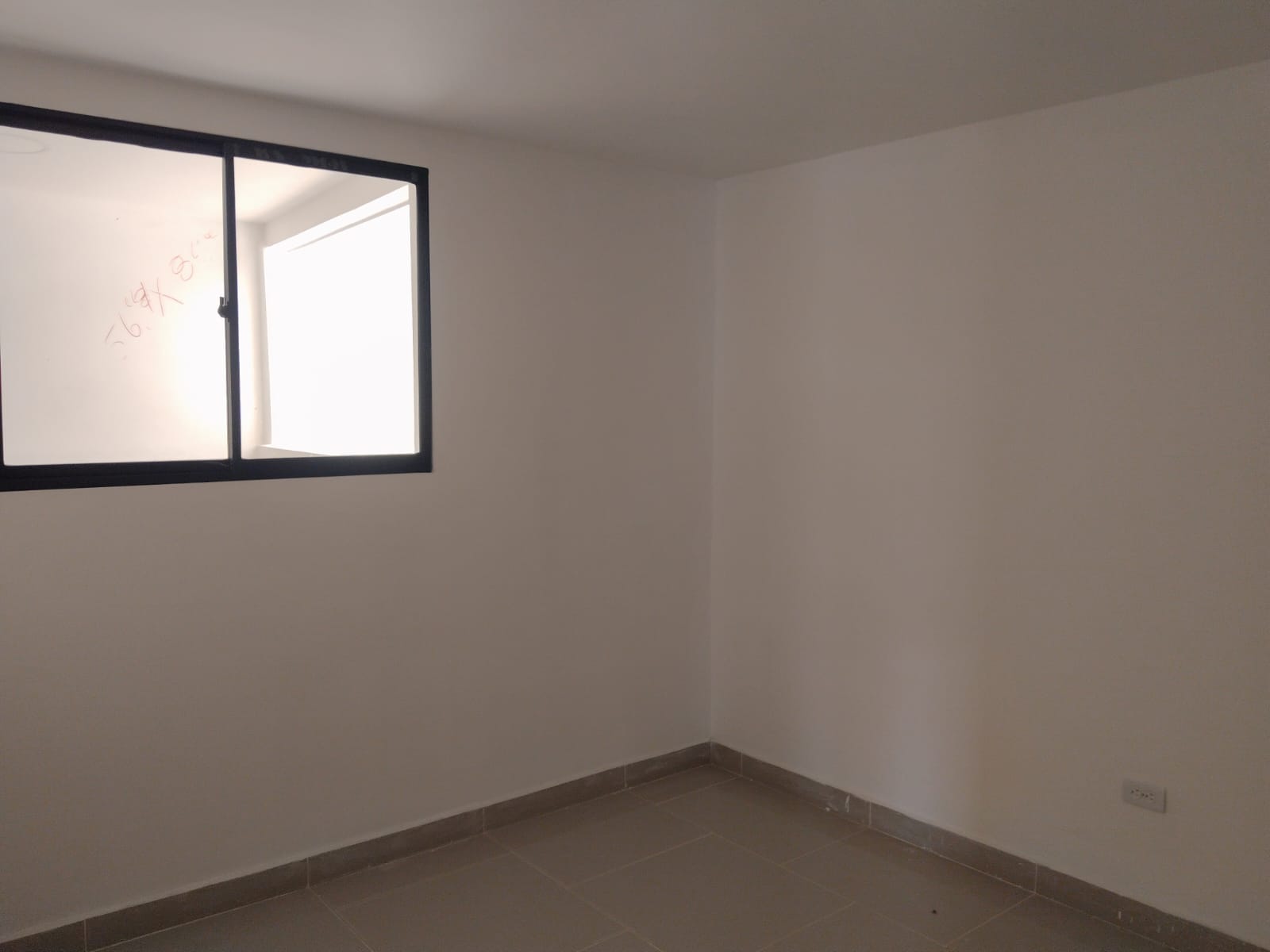 APARTAMENTO EN VENTA PARA ESTRENAR EN BOSTON COD 10896 - Foto 5