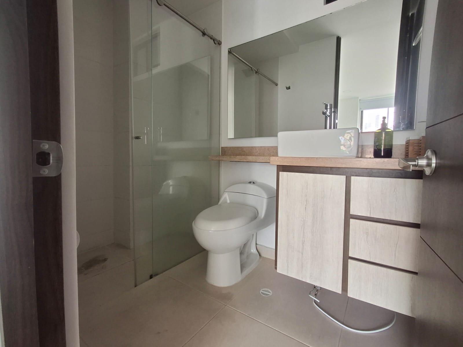 APARTAMENTO DUPLEX EN ARRIENDO EN SABANETA COD 10755 - Foto 15