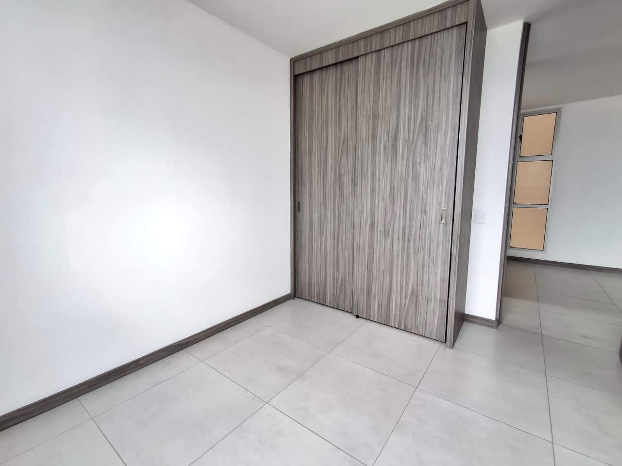 APARTAMENTO EN ARRIENDO EN SABANETA COD 10501 - Foto 5