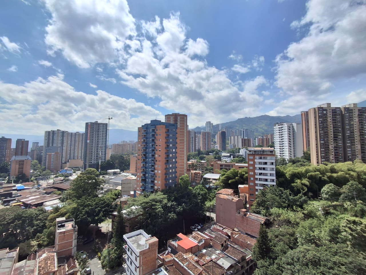 APARTAMENTO EN ARRIENDO EN SABANETA COD 10702 - Foto 18