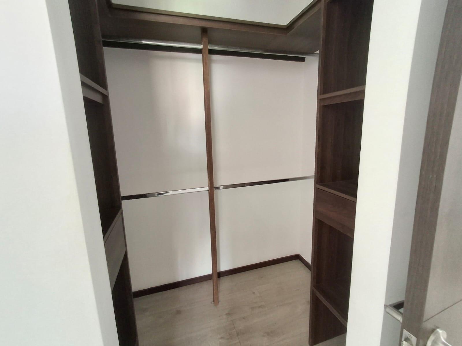 APARTAMENTO DUPLEX EN ARRIENDO EN SABANETA COD 10755 - Foto 13