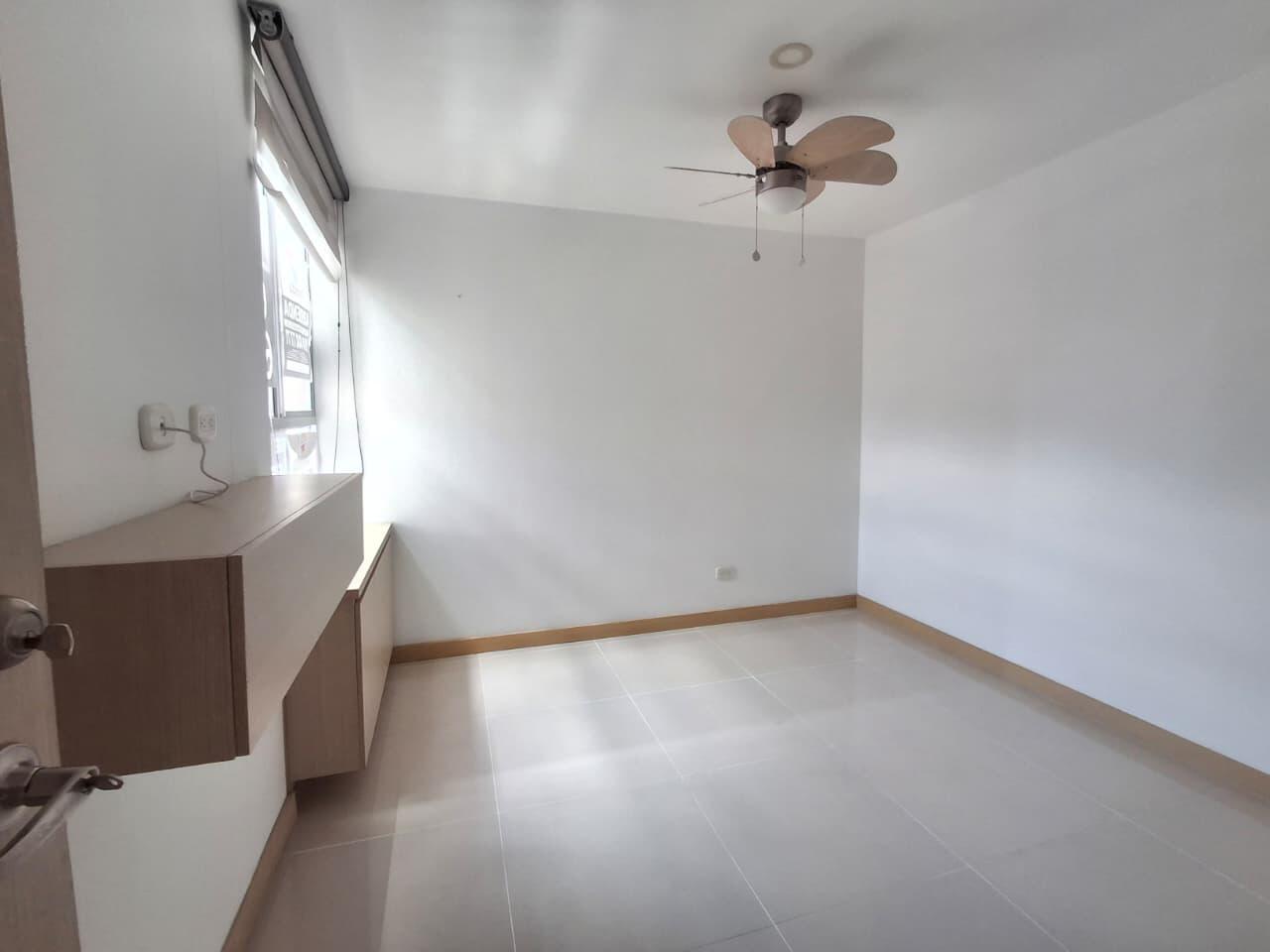APARTAMENTO EN ARRIENDO EN SABANETA COD 10666 - Foto 6