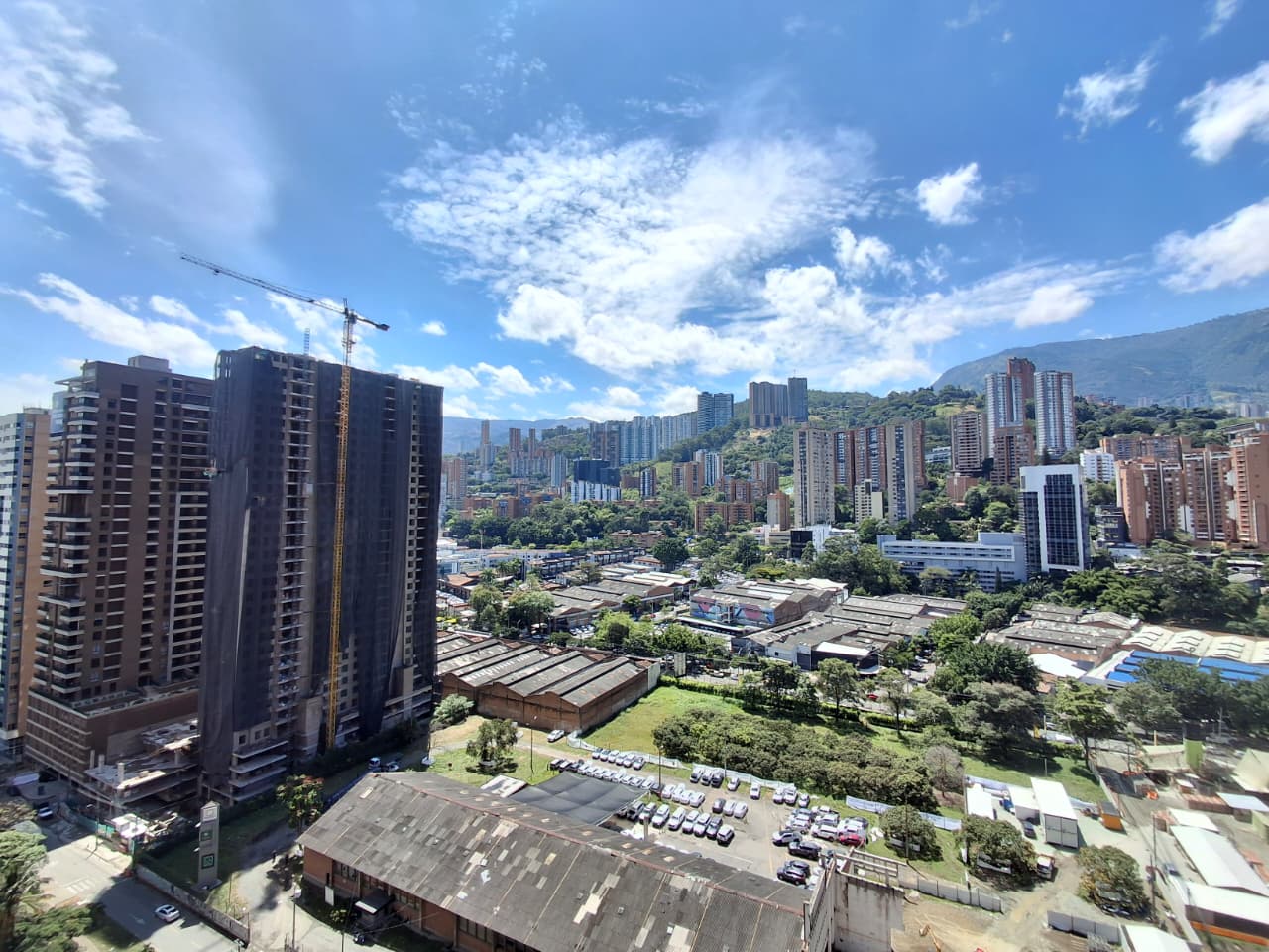 APARTAMENTO EN ARRIENDO EN MEDELLIN COD 10733 - Foto 17