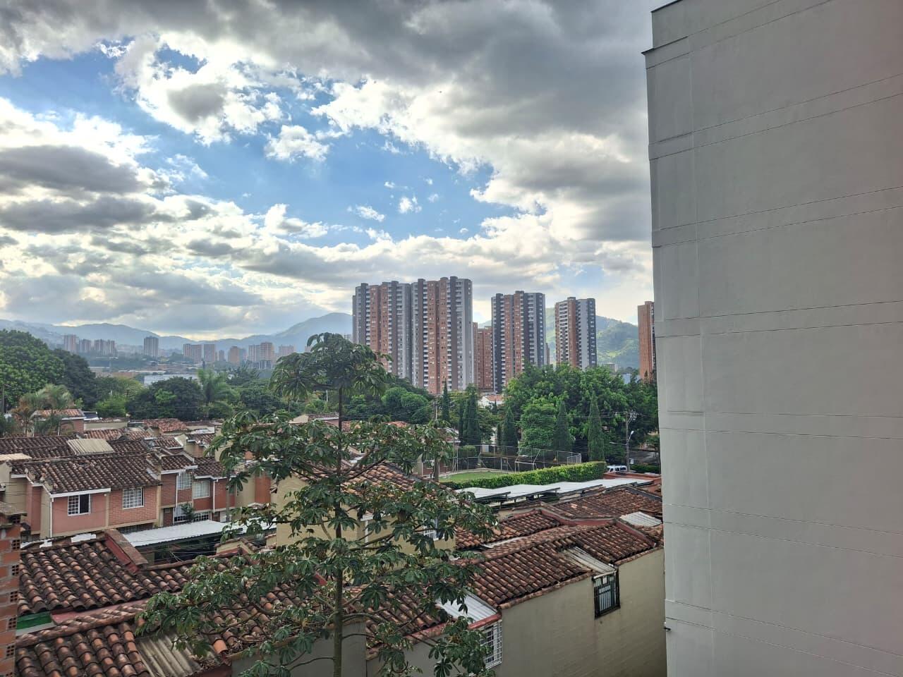 APARTAMENTO EN ARRIENDO EN SABANETA COD 10709 - Foto 12