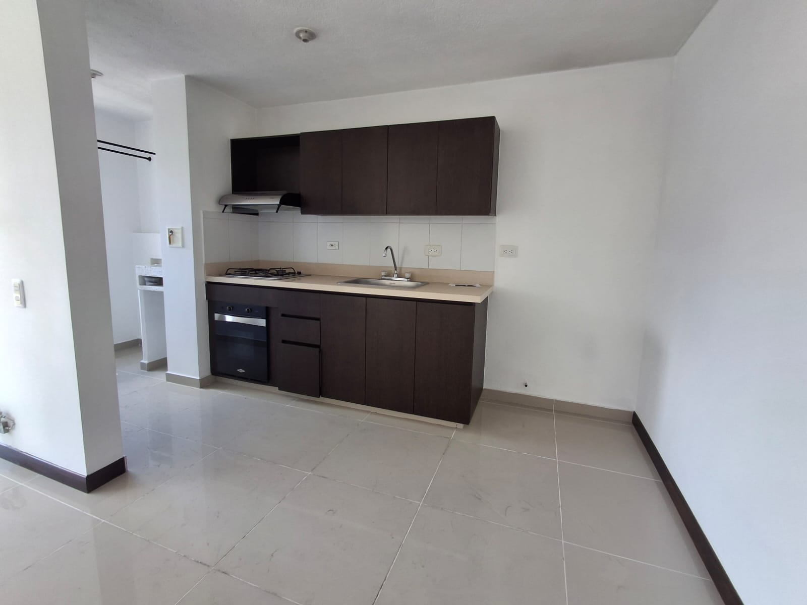 APARTAMENTO EN ARRIENDO EN SABANETA COD 10714