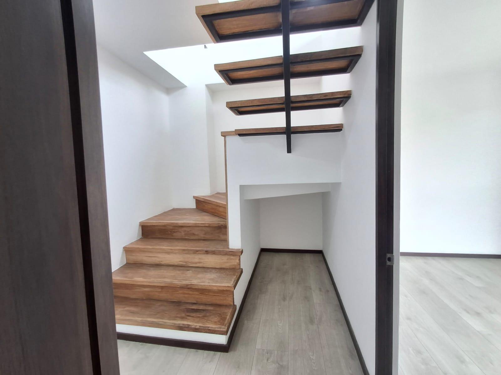 APARTAMENTO DUPLEX EN ARRIENDO EN SABANETA COD 10755 - Foto 11