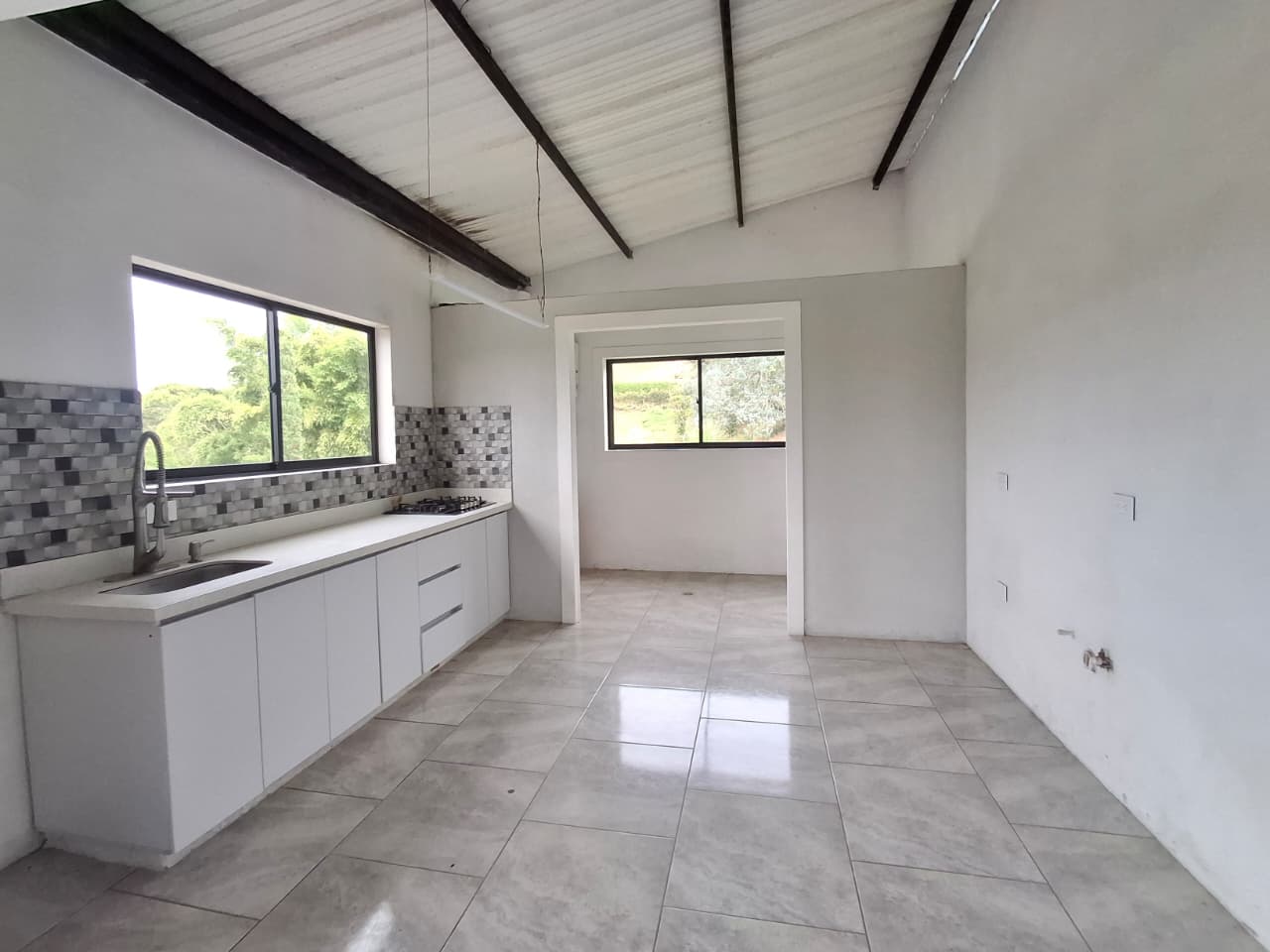 CASA EN ARRIENDO EN GUARNE COD 10797 - Foto 1