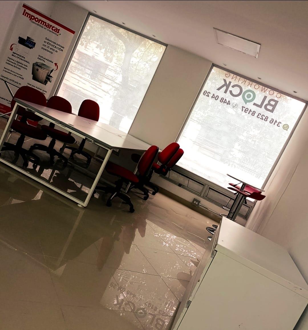 OFICINA EN ARRIENDO LAURELES COD 9921 - Foto 2
