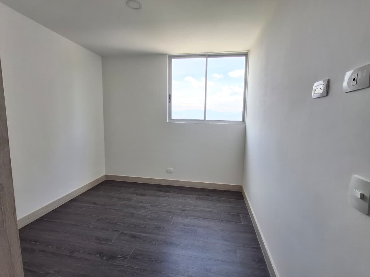 APARTAMENTO EN ARRIENDO EN SABANETA COD 10098 - Foto 9