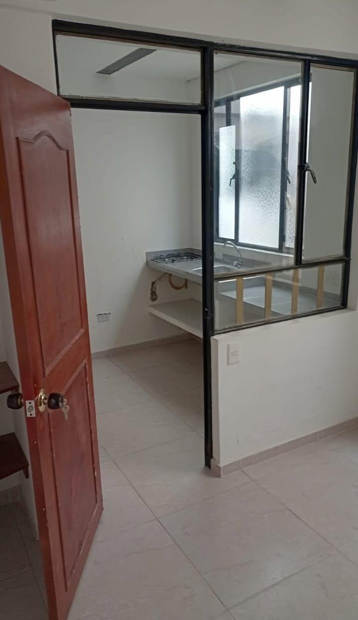 APARTAMENTO EN ARRIENDO EN MANRIQUE COD 10109 - Foto 3