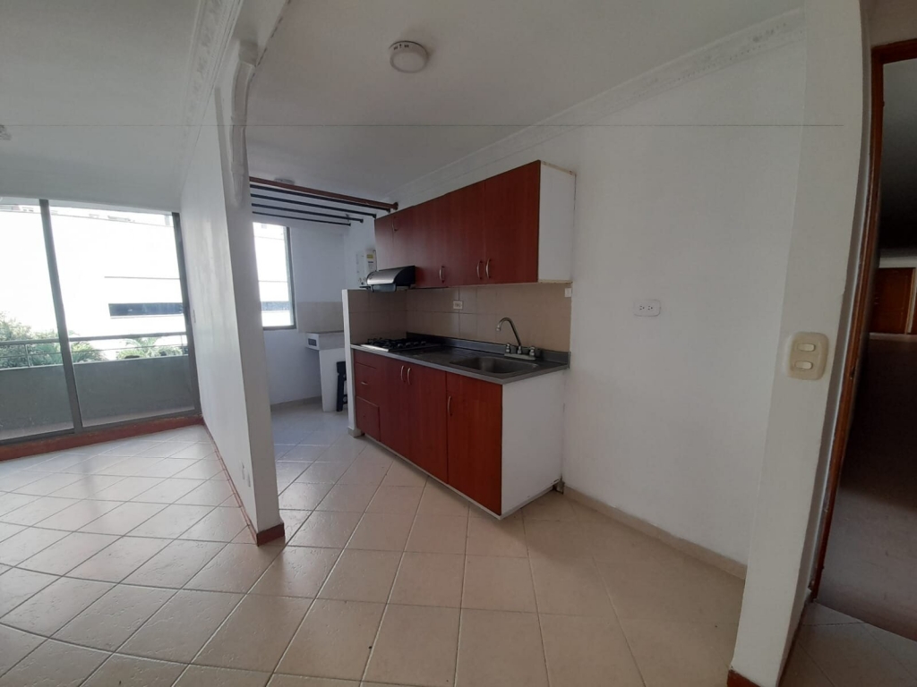 APARTAMENTO EN ARRIENDO EN SABANETA COD 8116