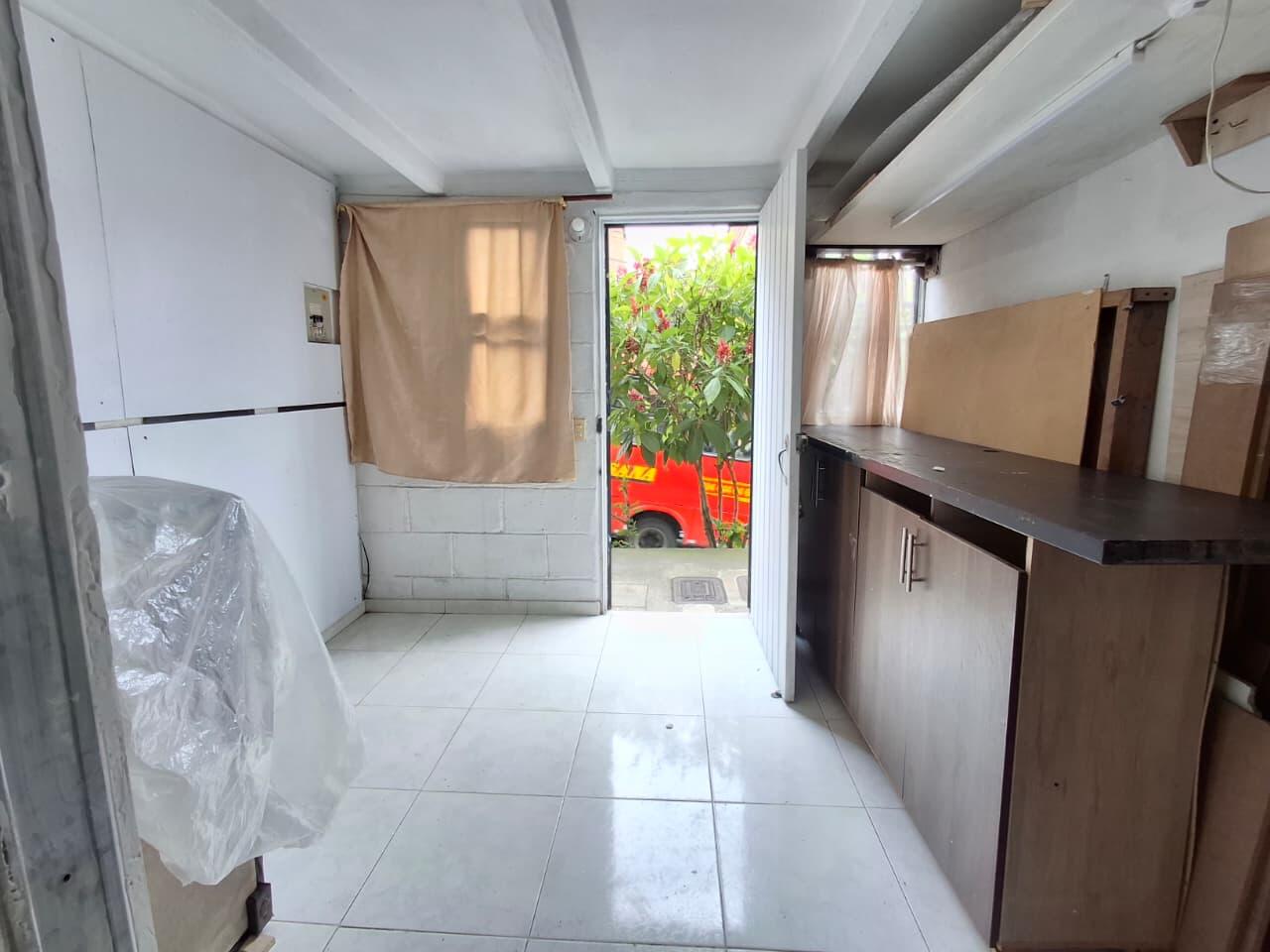 LOCAL EN ARRIENDO EN MEDELLIN COD 10532 - Foto 3