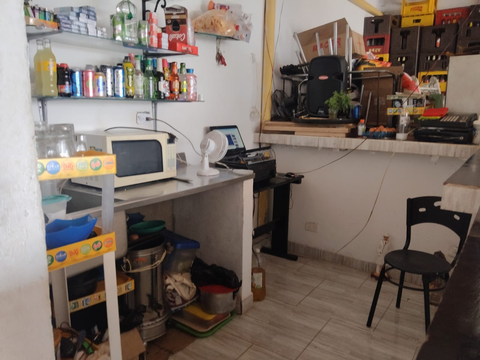 LOCAL EN VENTA EN MANRIQUE COD 10575  - Foto 5