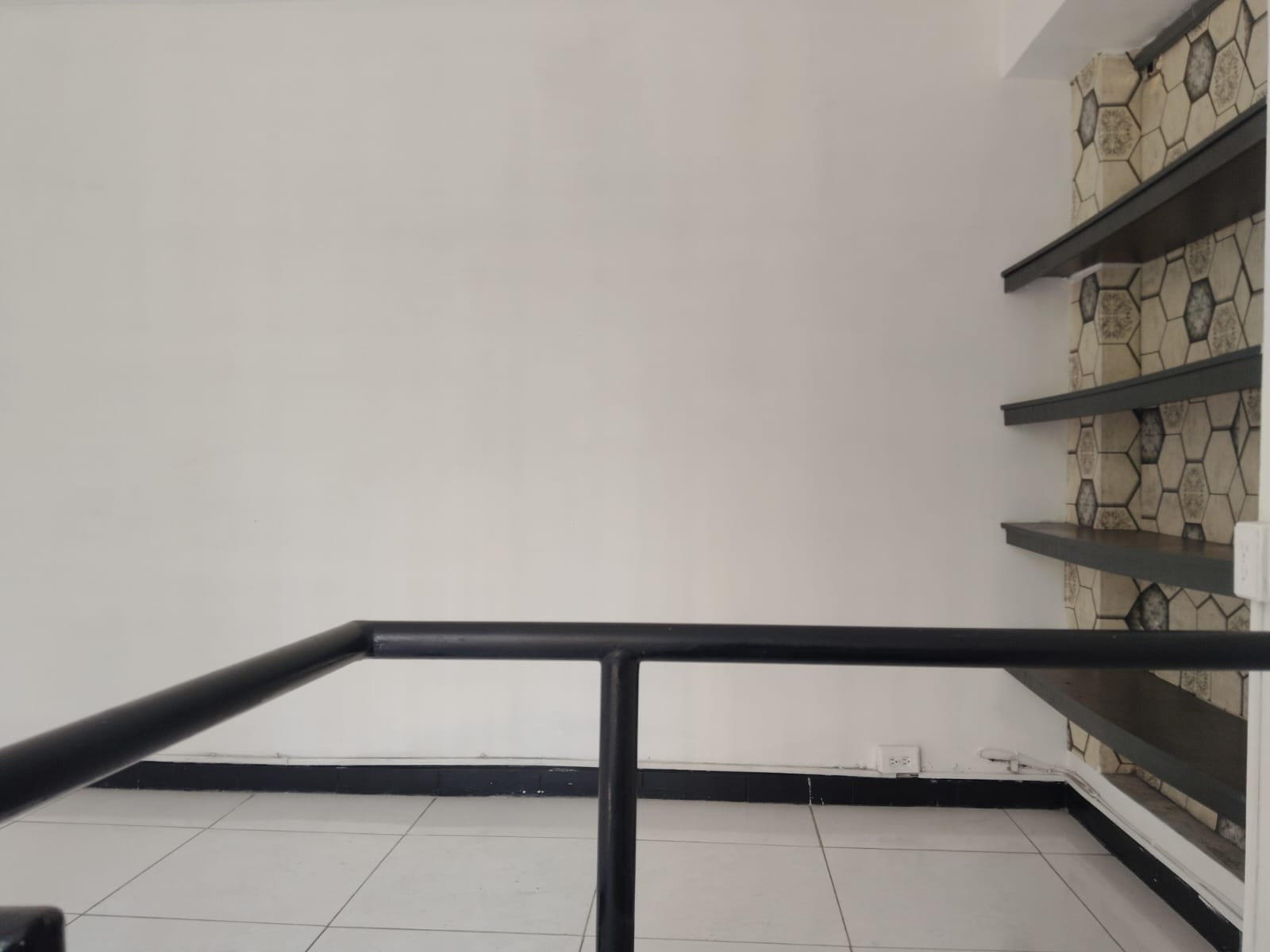 LOCAL TIPO BURBUJA  EN ARRIENDO EN LA CANDELARIA  COD 10690 - Foto 5