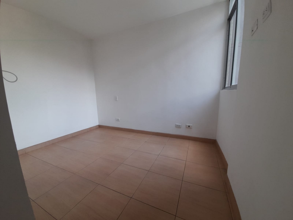 APARTAMENTO EN ARRIENDO EN SABANETA COD 8303 - Foto 2