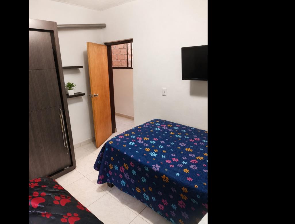 CASA EN VENTA EN EL BARRIO LAS PALMAS  COD 10780  - Foto 4
