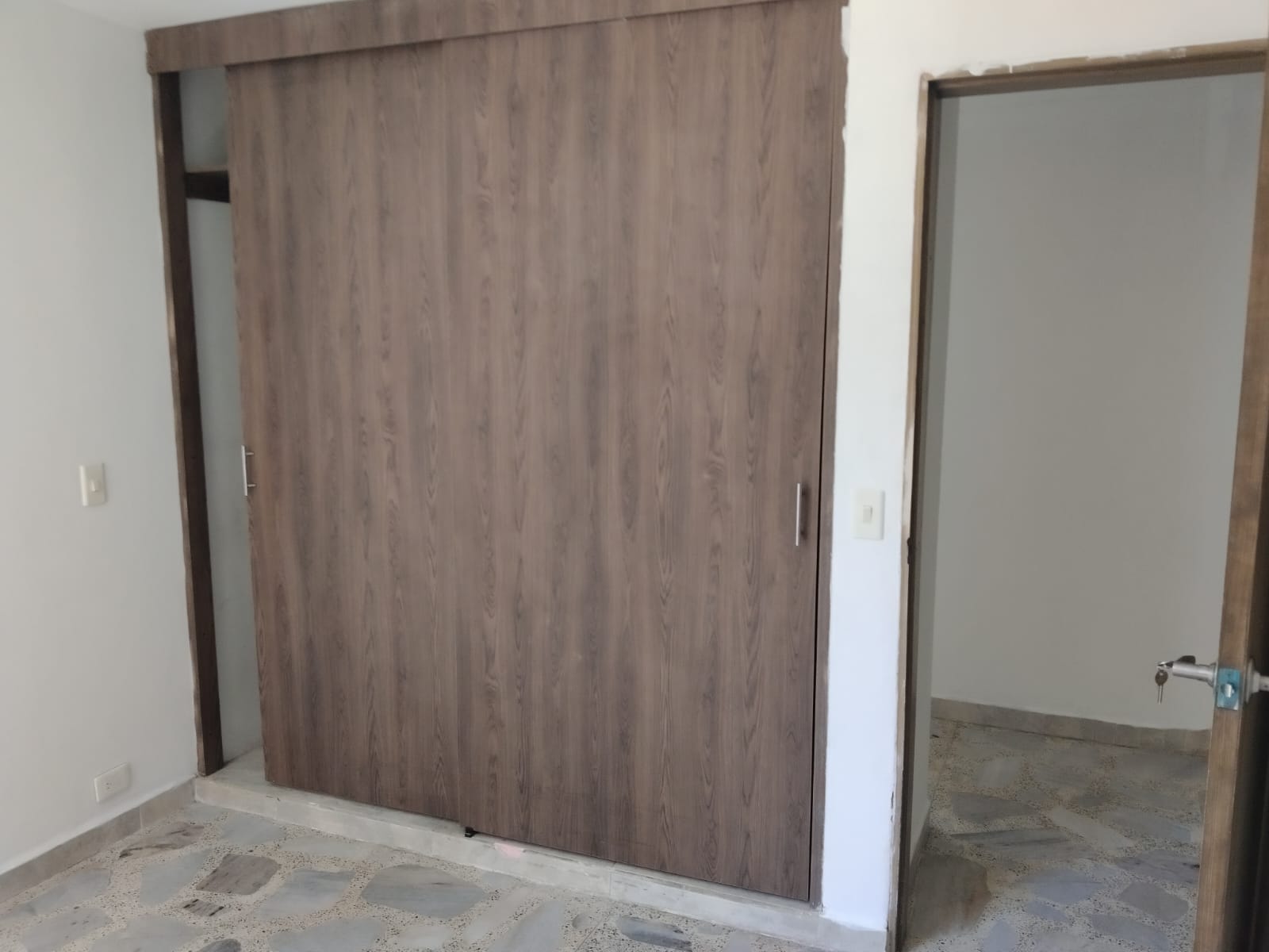 APARTAMENTO EN ARRIENDO EN LA CANDELARIA COD 10783  - Foto 5