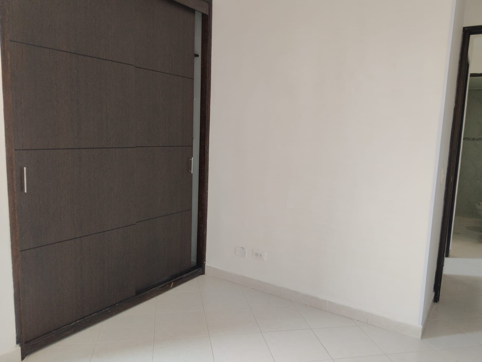 APARTAMENTO EN ARRIENDO EN BOSTON COD 10803  - Foto 4