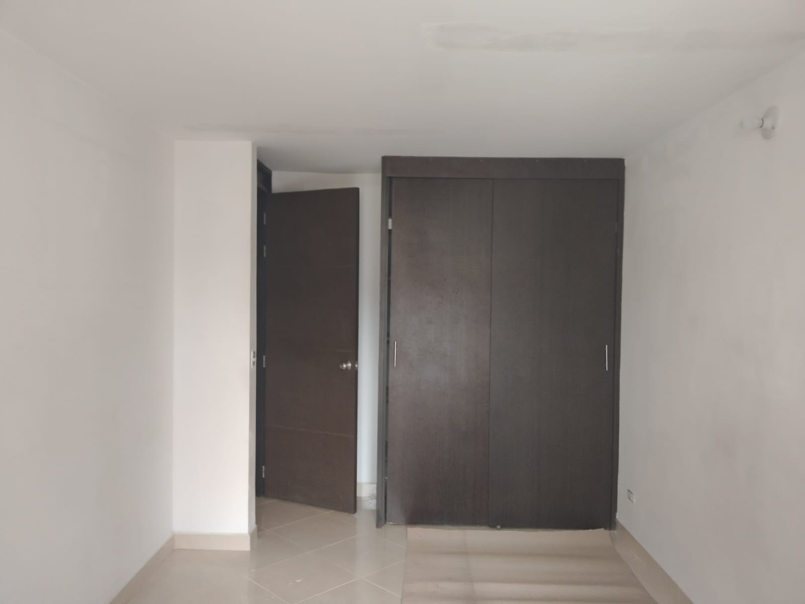 APARTAMENTO EN ARRIENDO EN LA CANDELARIA  COD 10809  - Foto 4