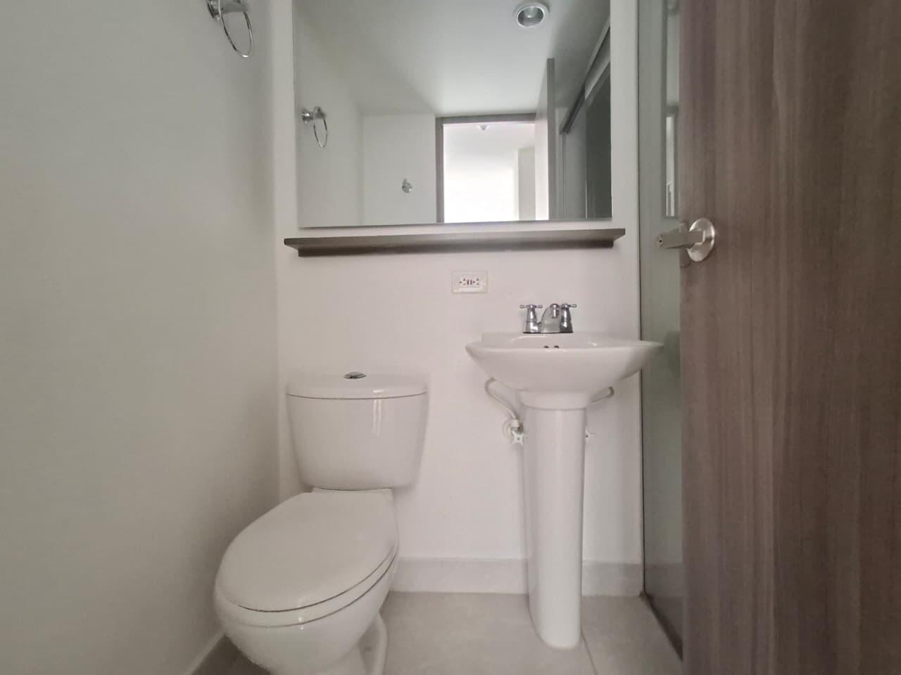 APARTAMENTO EN ARRIENDO EN SABANETA COD 10827 - Foto 11