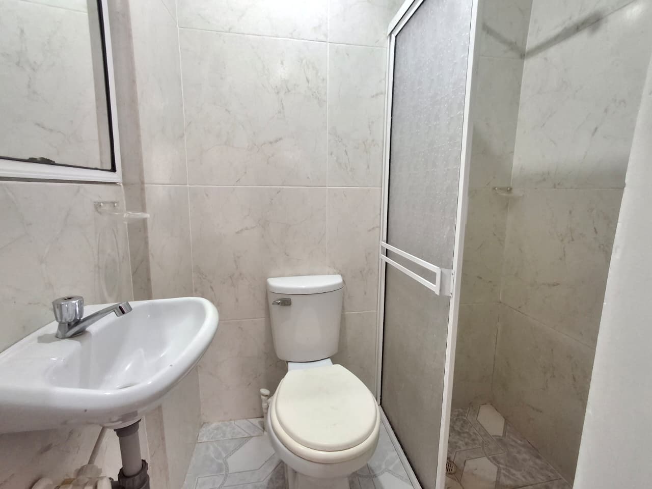 EXCELENTE APARTAESTUDIO PARA ARRIENDO EN ITAGUI COD 10926 - Foto 17