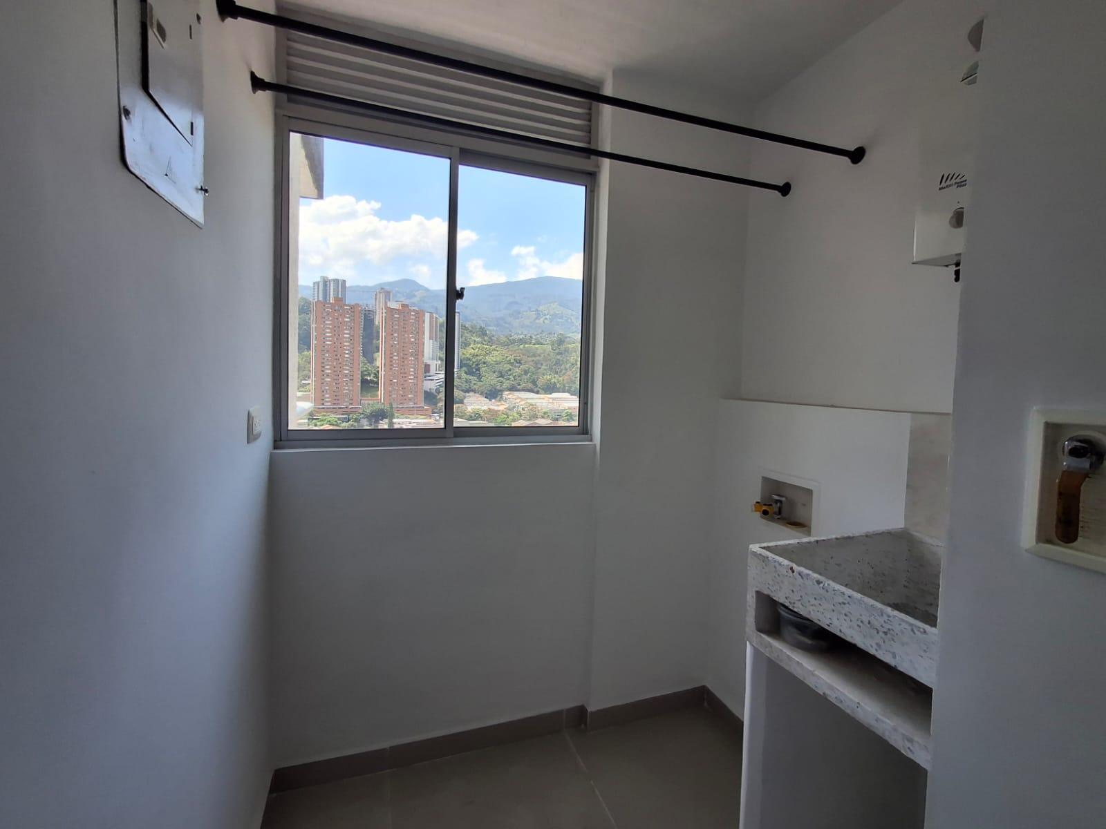 APARTAMENTO EN ARRIENDO EN SABANETA COD 10714 - Foto 12