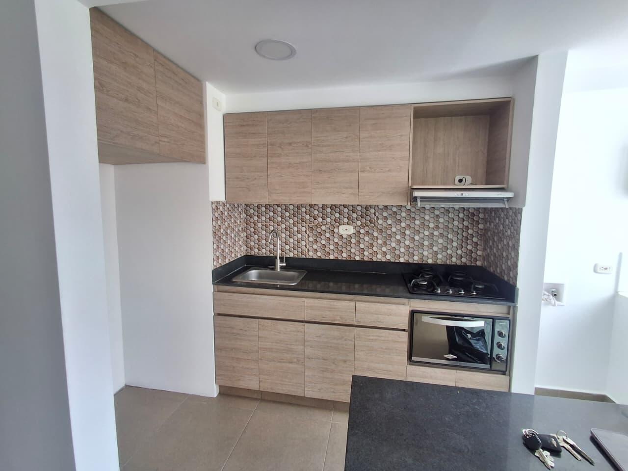 APARTAMENTO EN ARRIENDO EN SABANETA COD 10702 - Foto 2