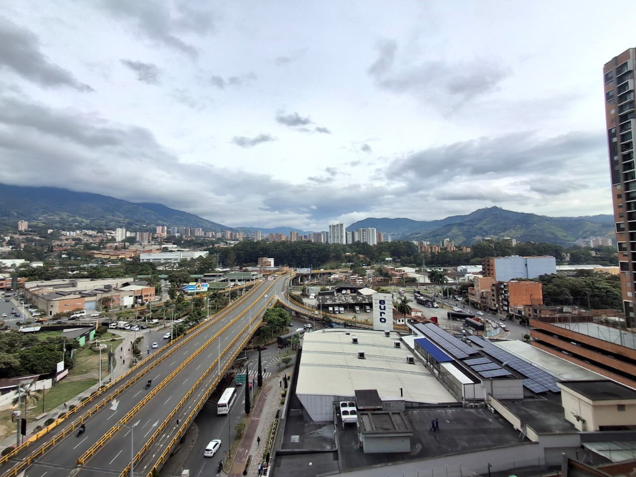 APARTAESTUDIO EN ARRIENDO EN SABANETA COD 10761 - Foto 9
