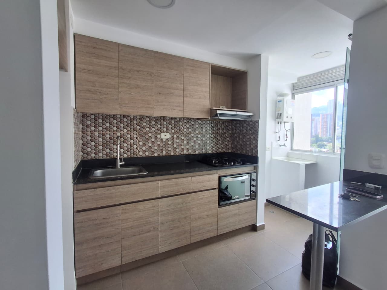 APARTAMENTO EN ARRIENDO EN SABANETA COD 10702