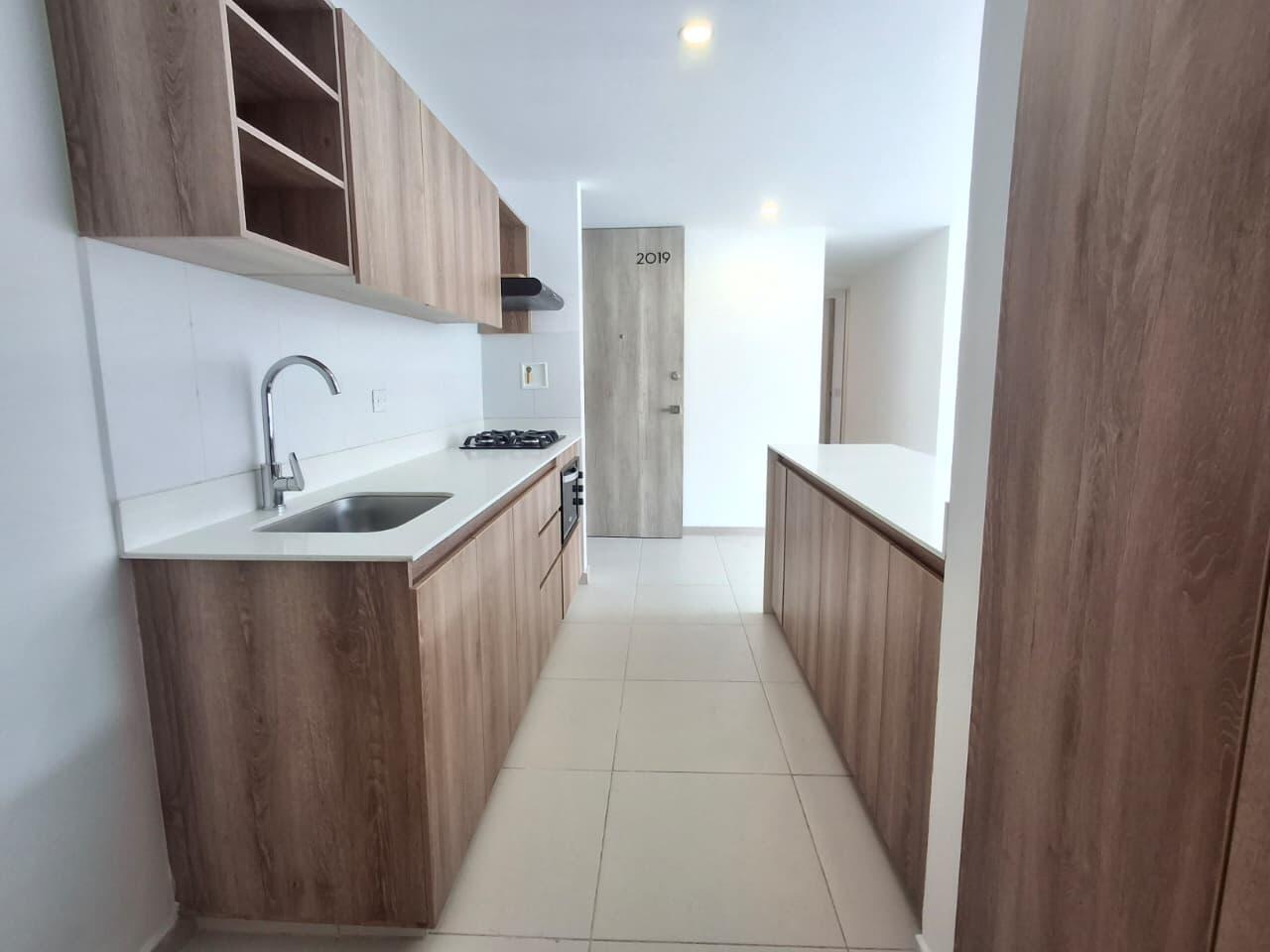 APARTAMENTO EN ARRIENDO EN MEDELLIN COD 10733 - Foto 2