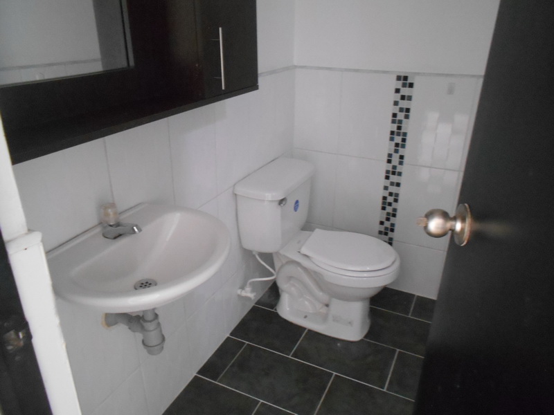APARTAESTUDIO EN ARRIENDO EN BOMBONA COD 3962 - Foto 8