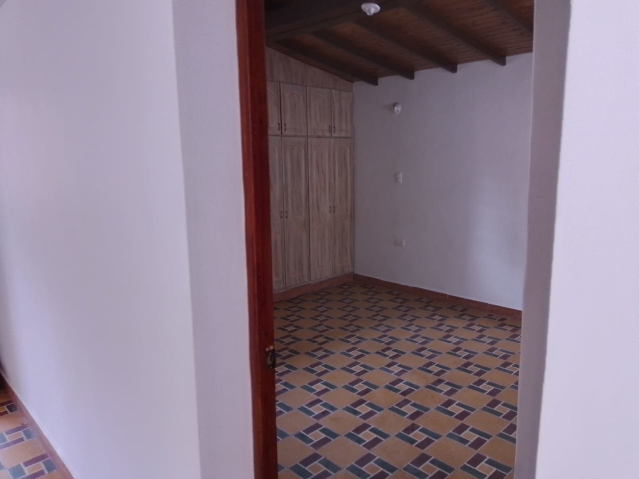 CASA EN VENTA COD 8192 - Foto 6