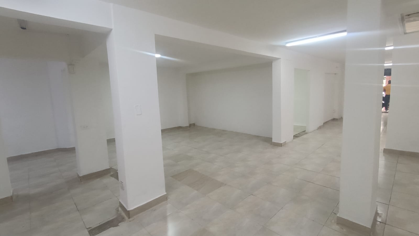 LOCAL EN ARRIENDO EN BELEN SAN BERNARDO  COD 9764 - Foto 6