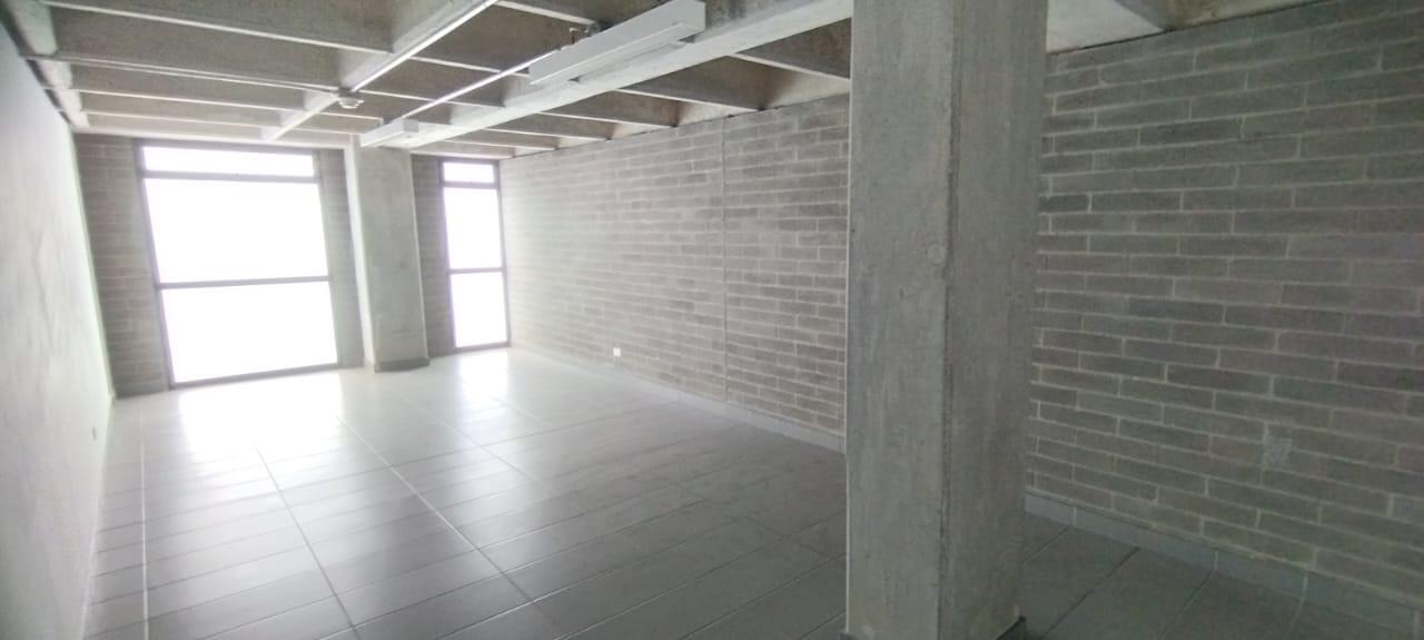 OFICINA EN ARRIENDO CENTRO COD 9758