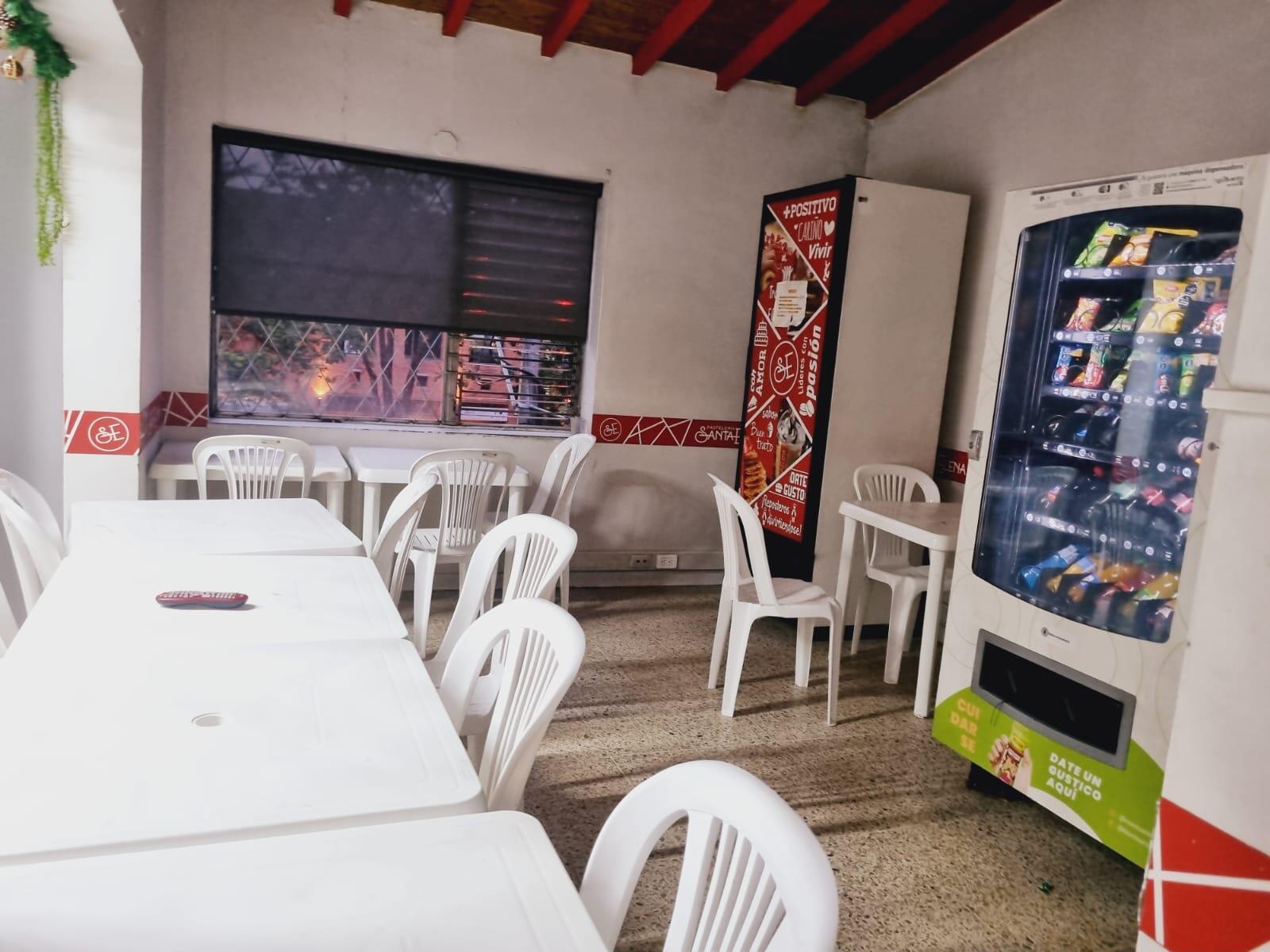 LOCAL EN VENTA EN POBLADO COD 9912 - Foto 4