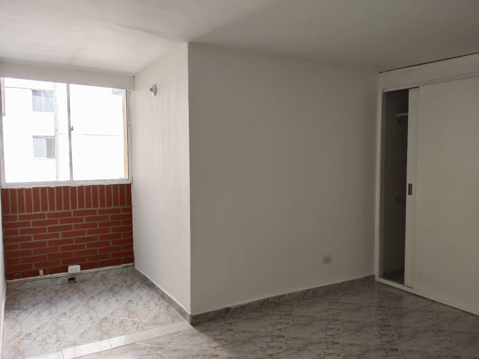 APARTAMENTO EN ARRIENDO EN CENTRO COD 9945 - Foto 6