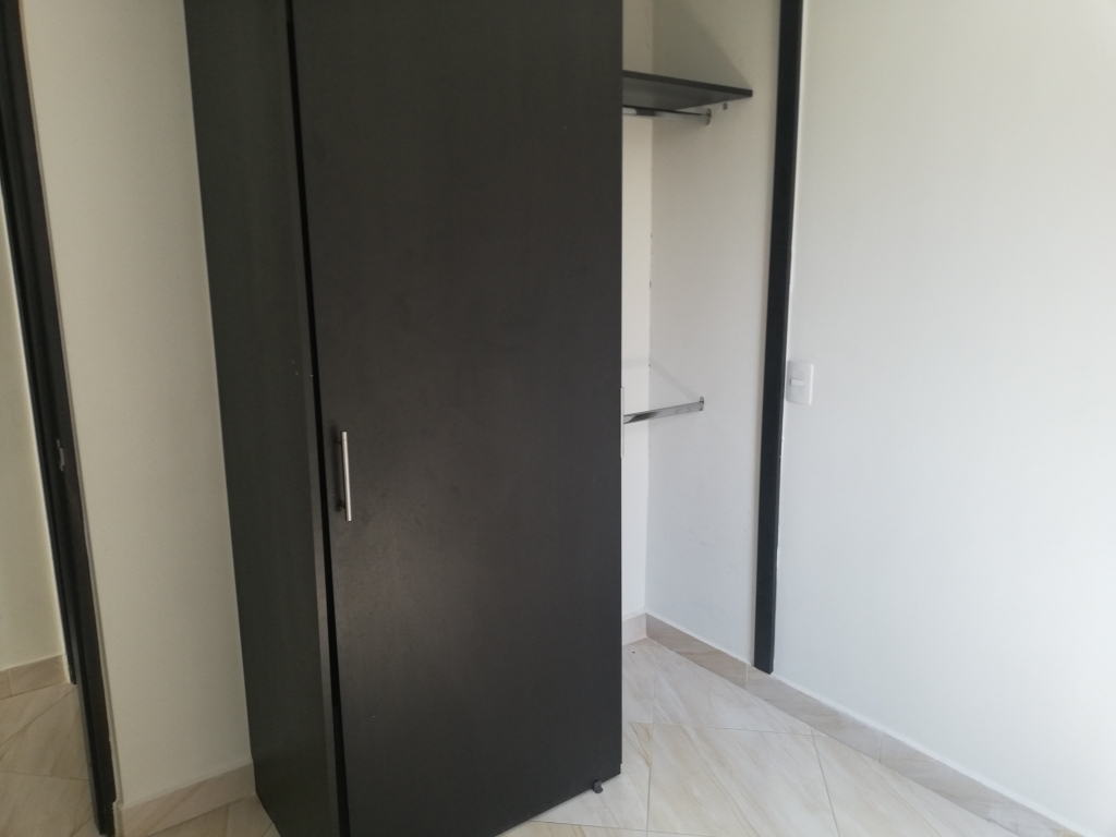 APARTAMENTO EN VENTA EN MEDELLIN COD 5601 - Foto 3