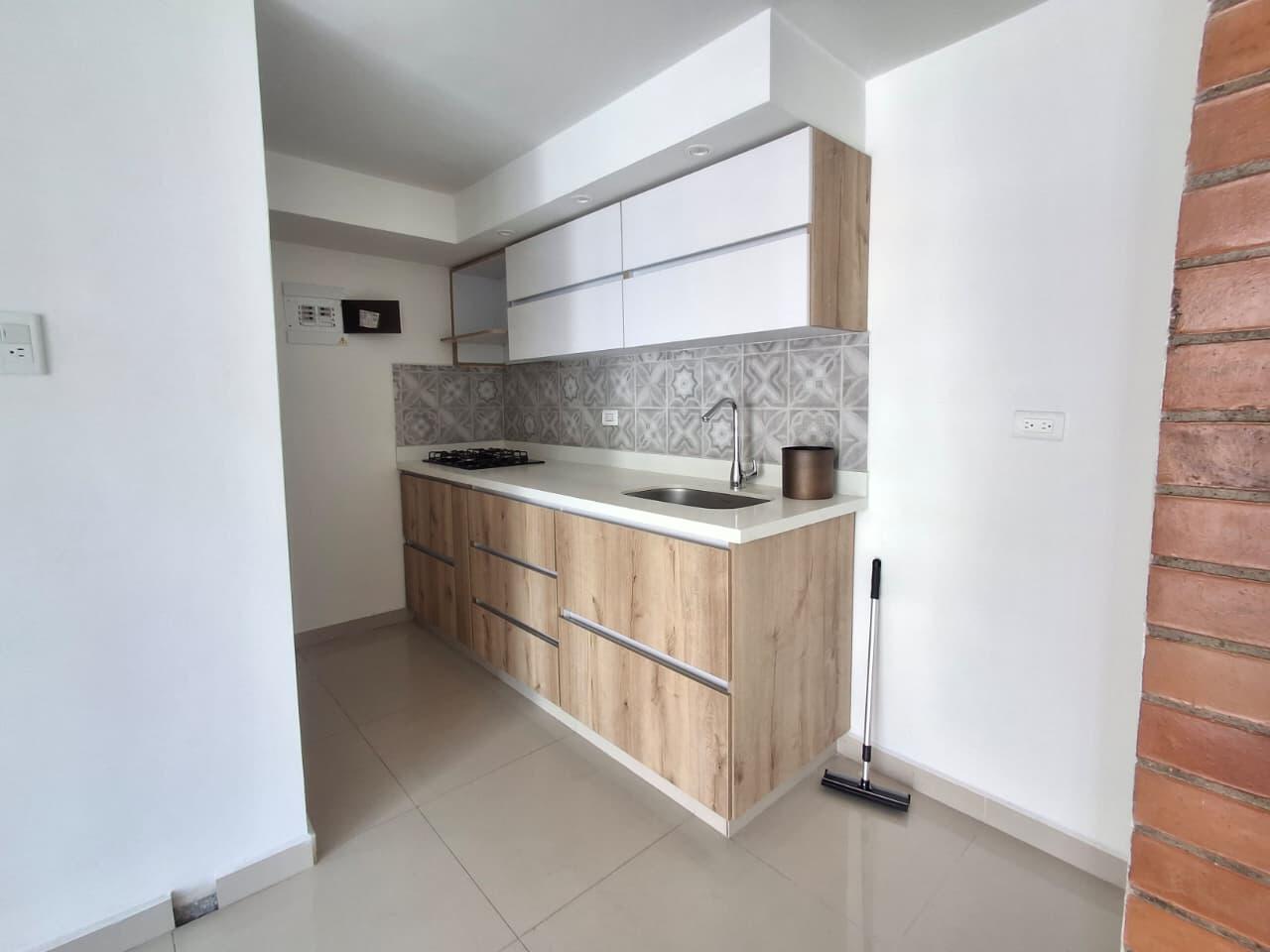 APARTAMENTO EN ARRIENDO EN SABANETA COD 10771 - Foto 1