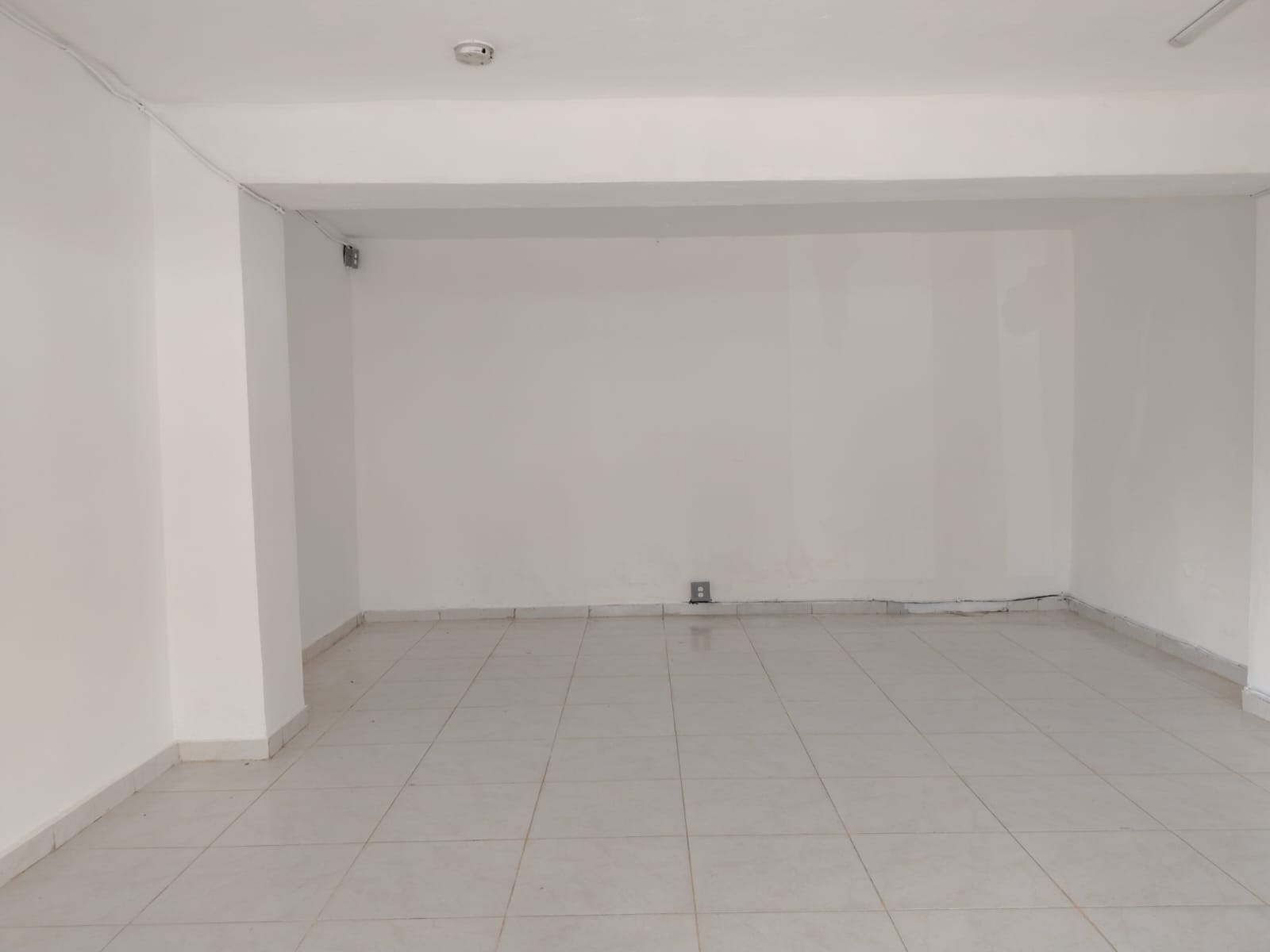 LOCAL EN ARRIENDO EN MANRIQUE  COD 10798  - Foto 1