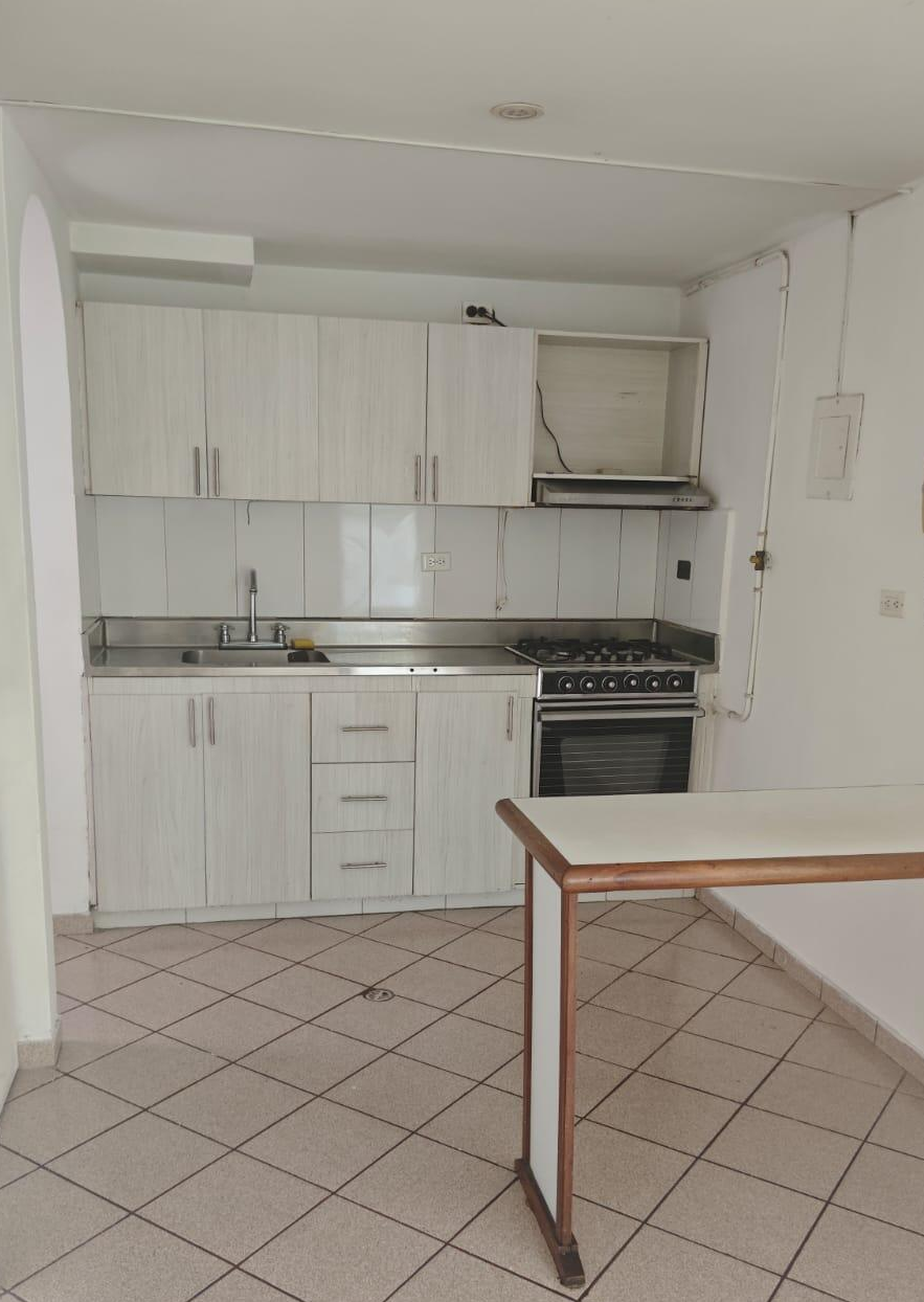 APARTAESTUDIOS EN VENTA EN LA VILLA DEL ABURRA COD 10806 - Foto 5