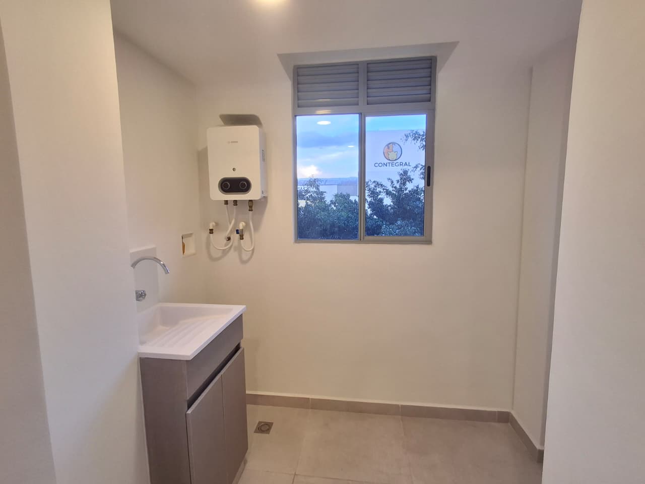 EXCELENTE APARTAESTUDIO PARA ARRIENDO EN ENVIGADO COD 10925 - Foto 21