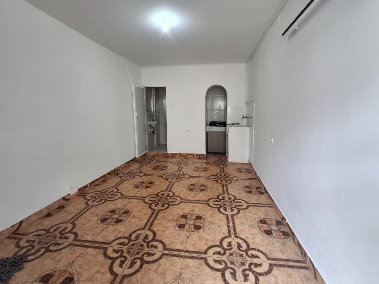 EXCELENTE APARTAESTUDIO PARA ARRIENDO EN ITAGUI COD 10926 - Foto 16