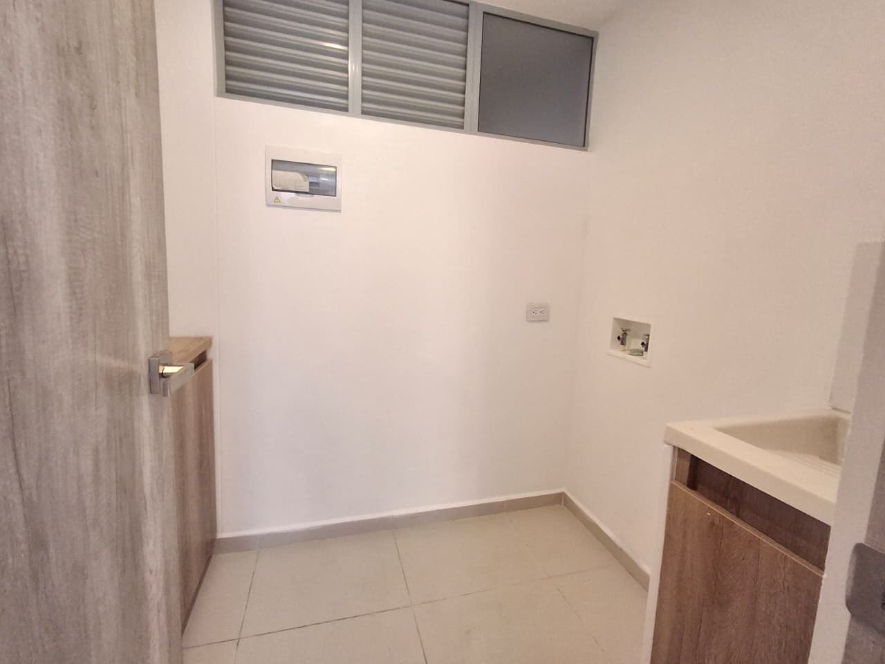APARTAMENTO EN ARRIENDO EN MEDELLIN COD 10733 - Foto 18