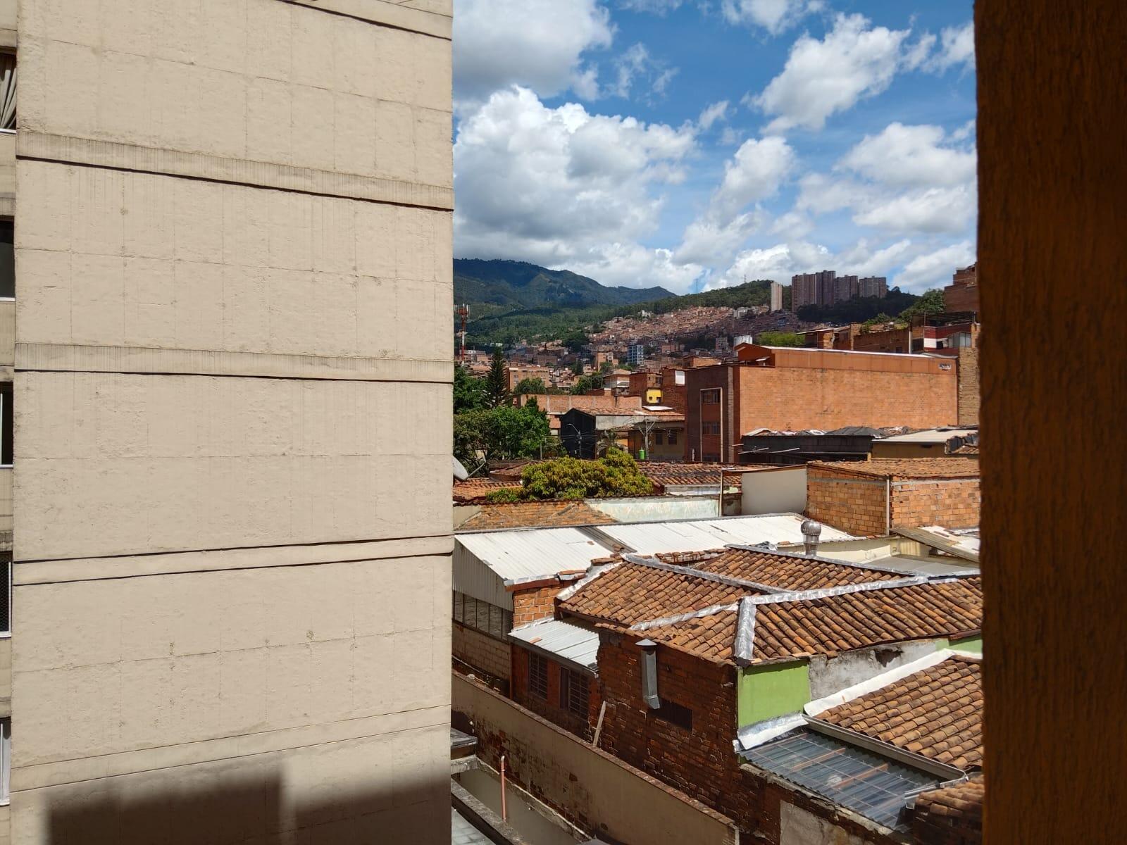 APARTAMENTO EN ARRIENDO EN CENTRO COD 9945 - Foto 12