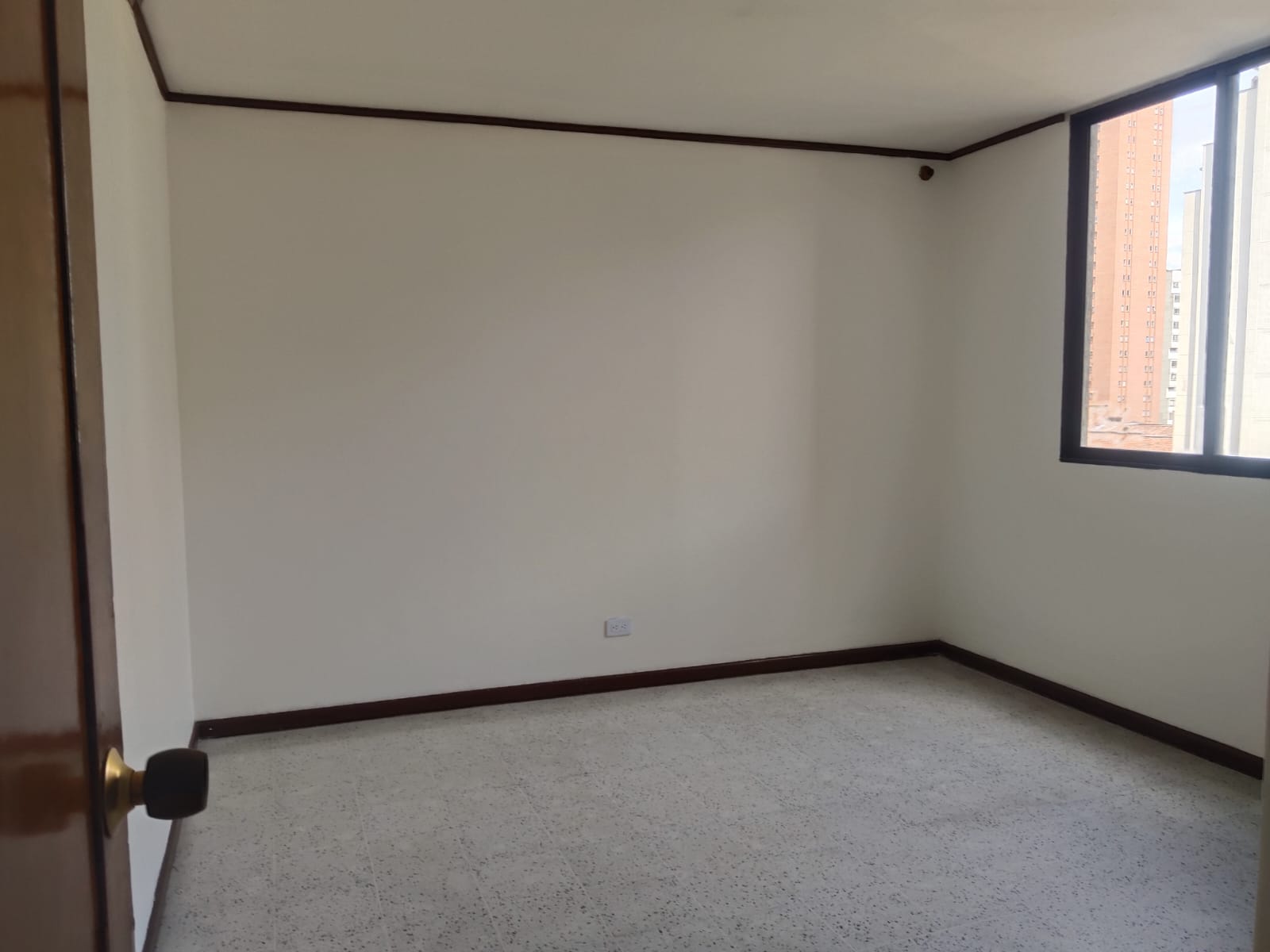APARTAMENTO EN ARRIENDO EN LA CANDELARIA COD  10644 - Foto 7
